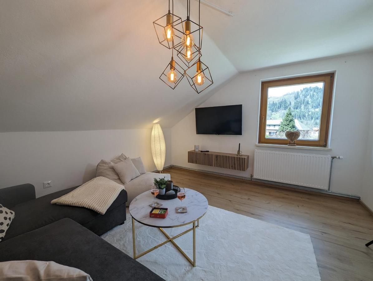Angerpartments-Sonnige Grosse Wohnung Mit Balkon Und Kostenlosen Parkplatz Döbriach Exterior foto